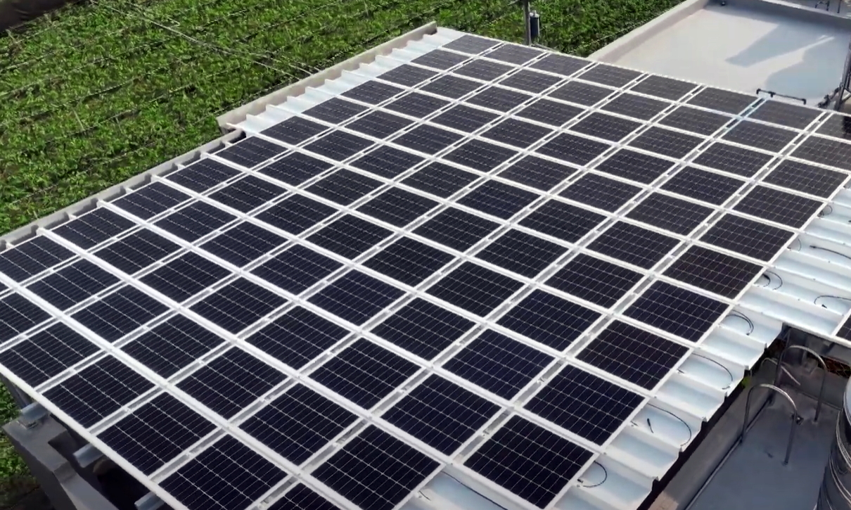 k1体育SunSteel光电浪板升级双玻结构，以提升机械负载强度及气候耐候度，可广泛运用于多元场域