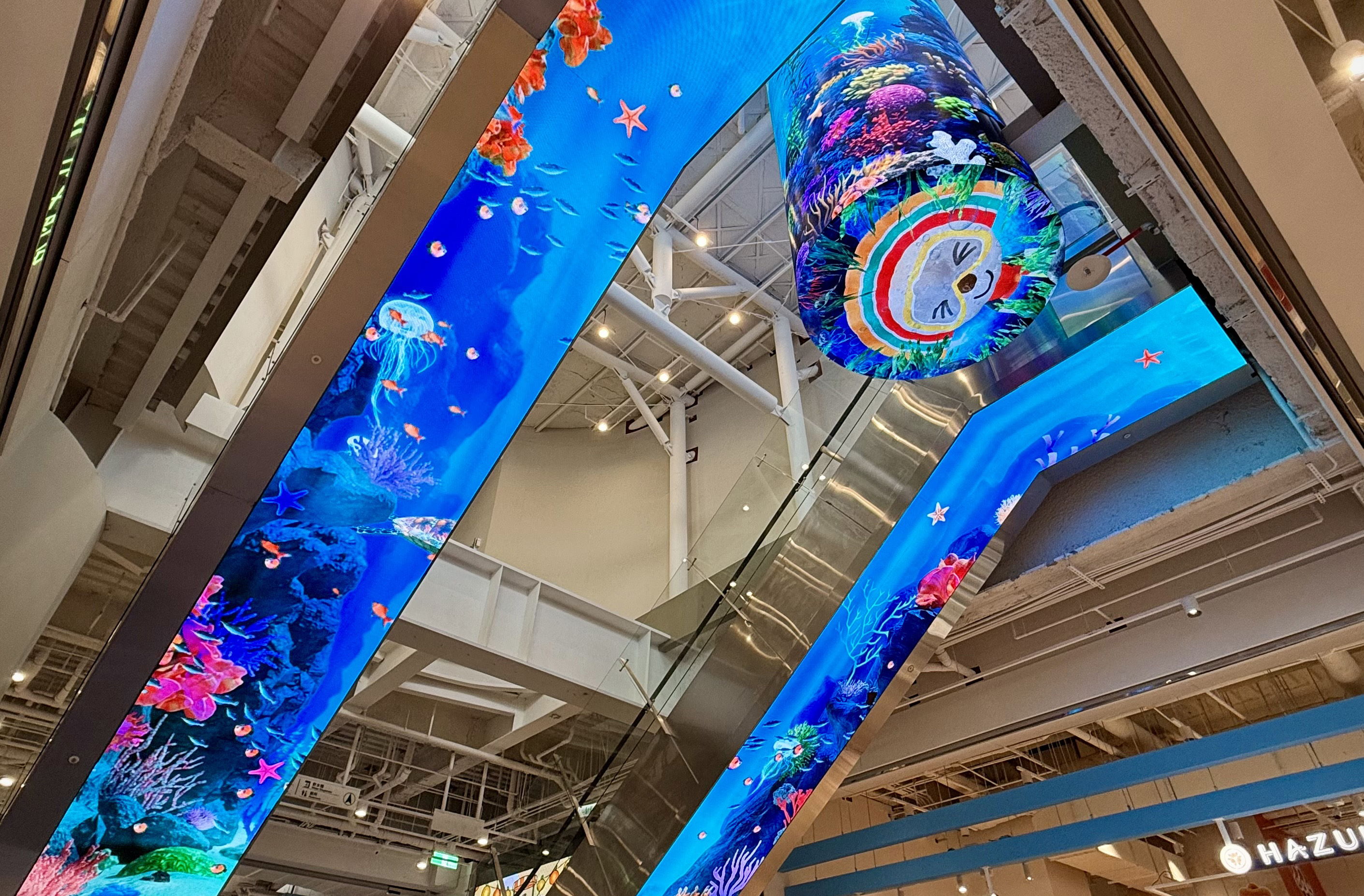 達擎與傑可達整合先進顯示技術與軟硬體應用服務，提供一系列大型LED顯示解決方案，為全新改裝開幕的「清水服務區」佈局嶄新視覺體驗。